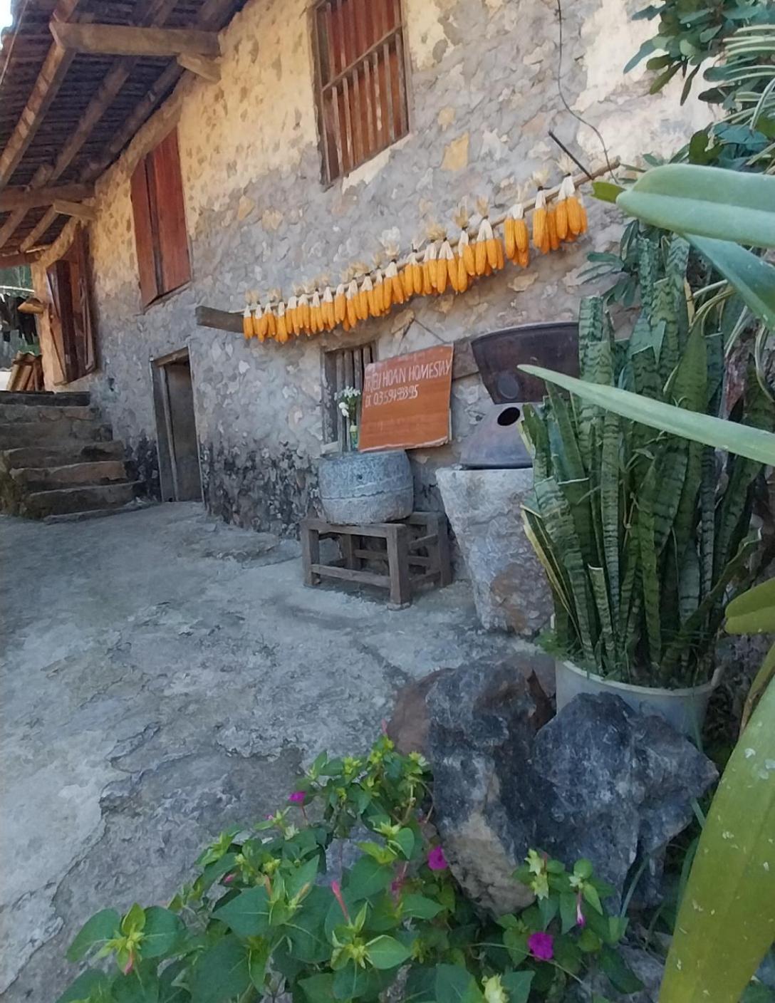 Trieu Hoan Homestay Као Банг Екстериор снимка